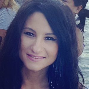 Meet your Posher, Alexandra